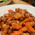 胡萝卜烧肉